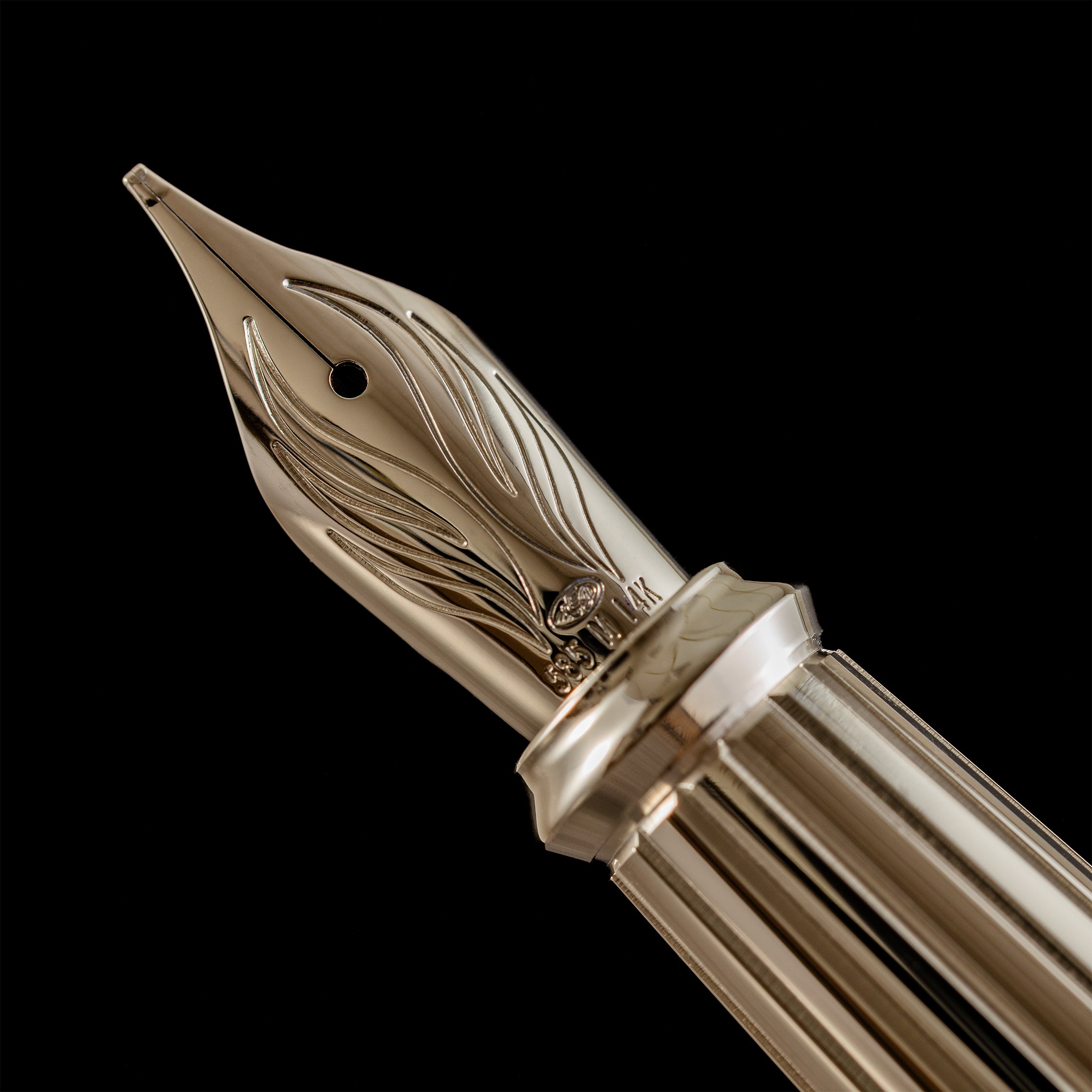 S T Dupont Line D Fountain Pen - Eternity - Mane Guilloche Black - Palladium Trim (Large) - Pen Boutique Ltd