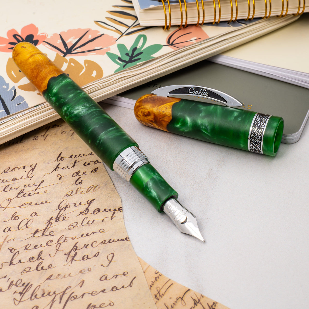 Conklin 1898 Collection Fountain Pen - Spectra Green Fusion - Chrome Trim (Limited Edition)