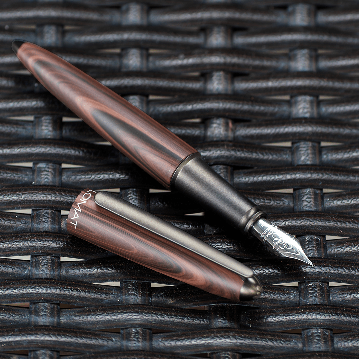 Diplomat Aero Fountain Pen - Black Forest - Pen Boutique Ltd