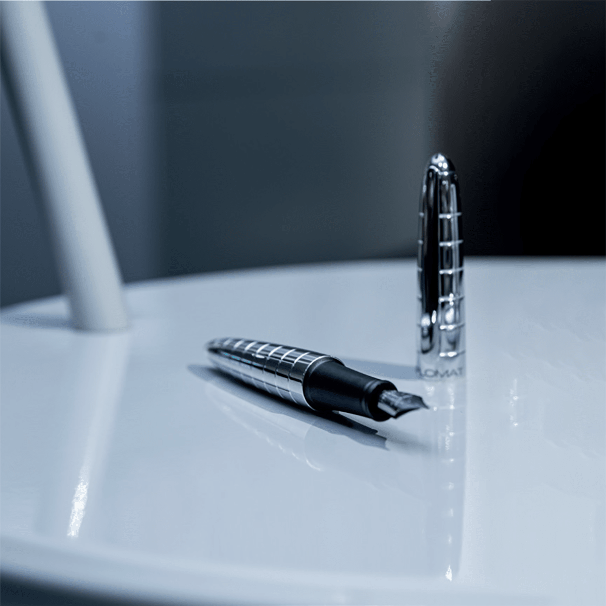 Diplomat Aero Fountain Pen - Rhomb - Pen Boutique Ltd
