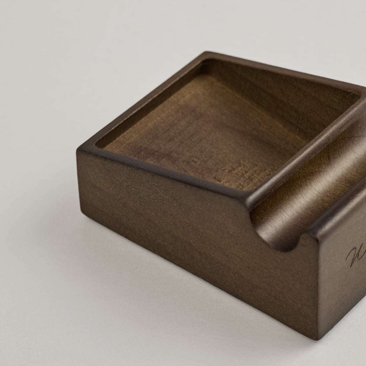 Wearingeul Roof Pen Rest (House of Ink)