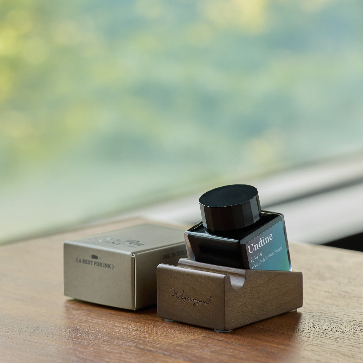 Wearingeul Roof Pen Rest (House of Ink)
