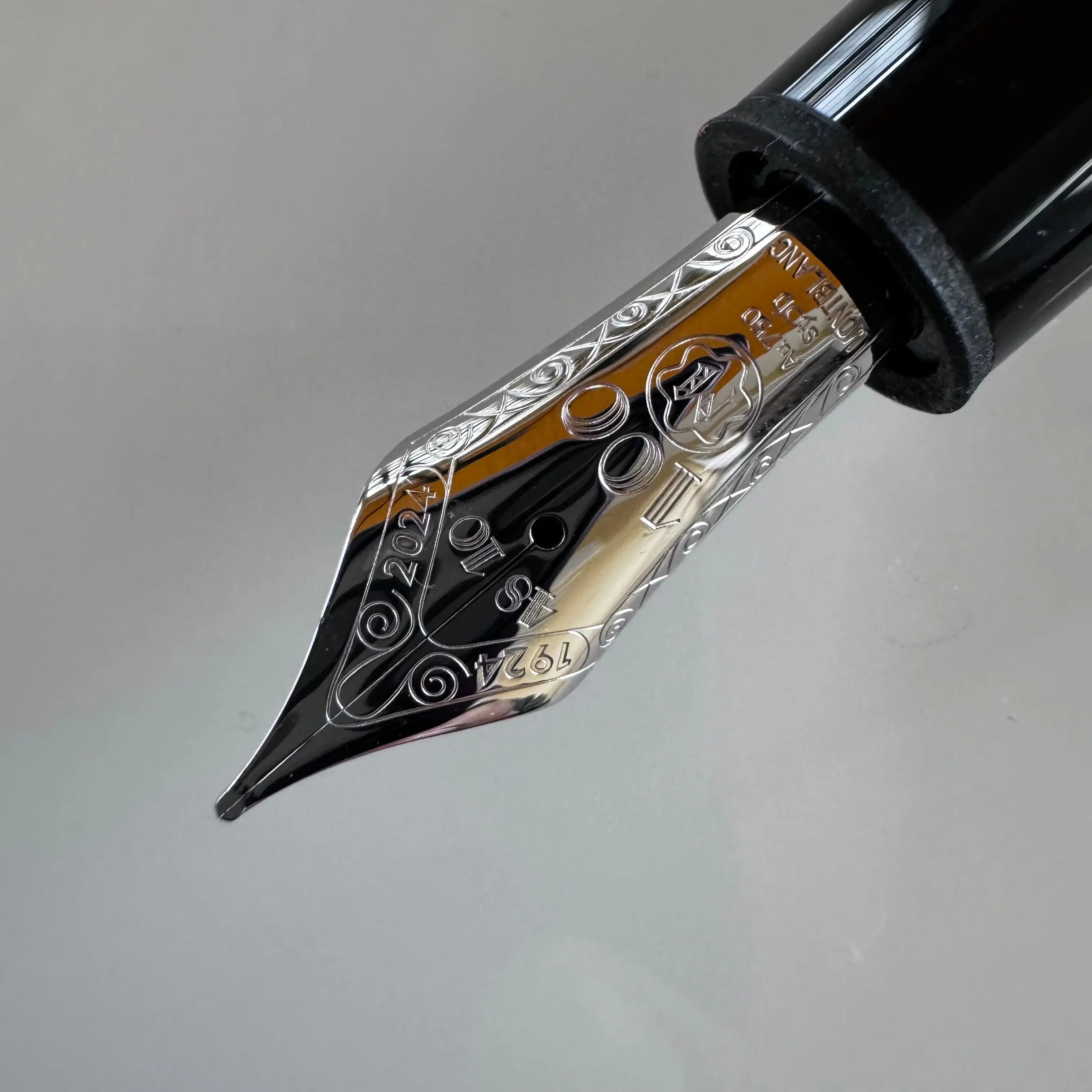 Montblanc Meisterstuck Fountain Pen - 149 The Origin Black - Medium Nib - Pen Boutique Ltd