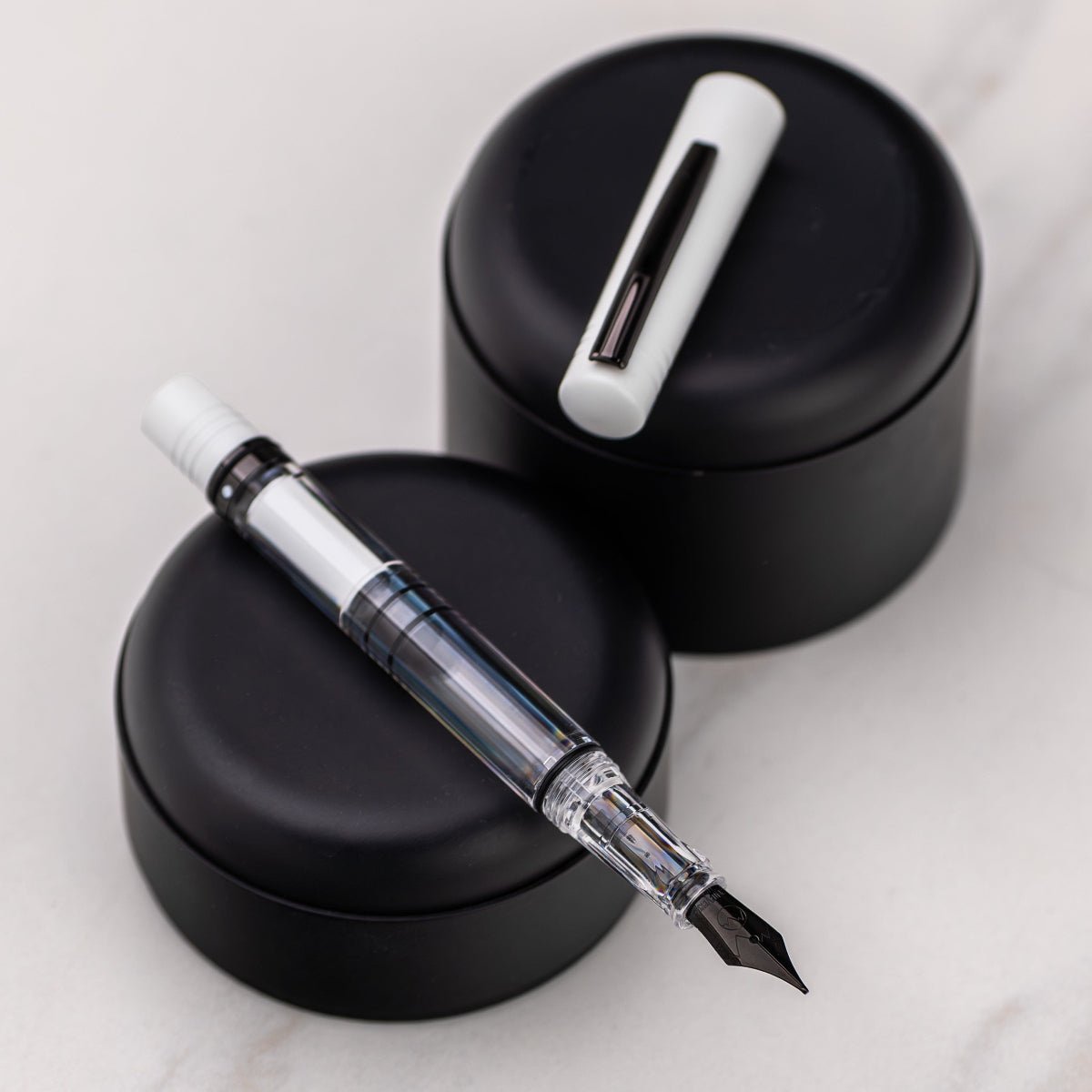 Monteverde MP1 Gift Set - Limited Edition - Universe White Lotus (Fountain Pen & Cylinder Pen Holder) - Pen Boutique Ltd