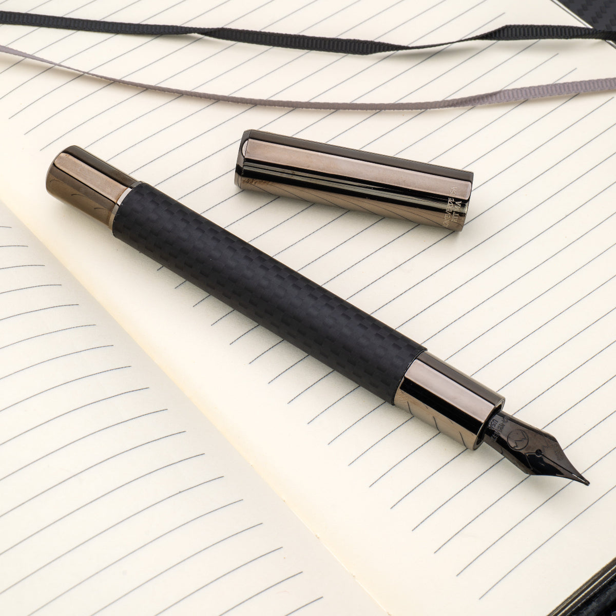 Monteverde Ritma Fountain Pen - Matte Carbon Fiber Notebook Set