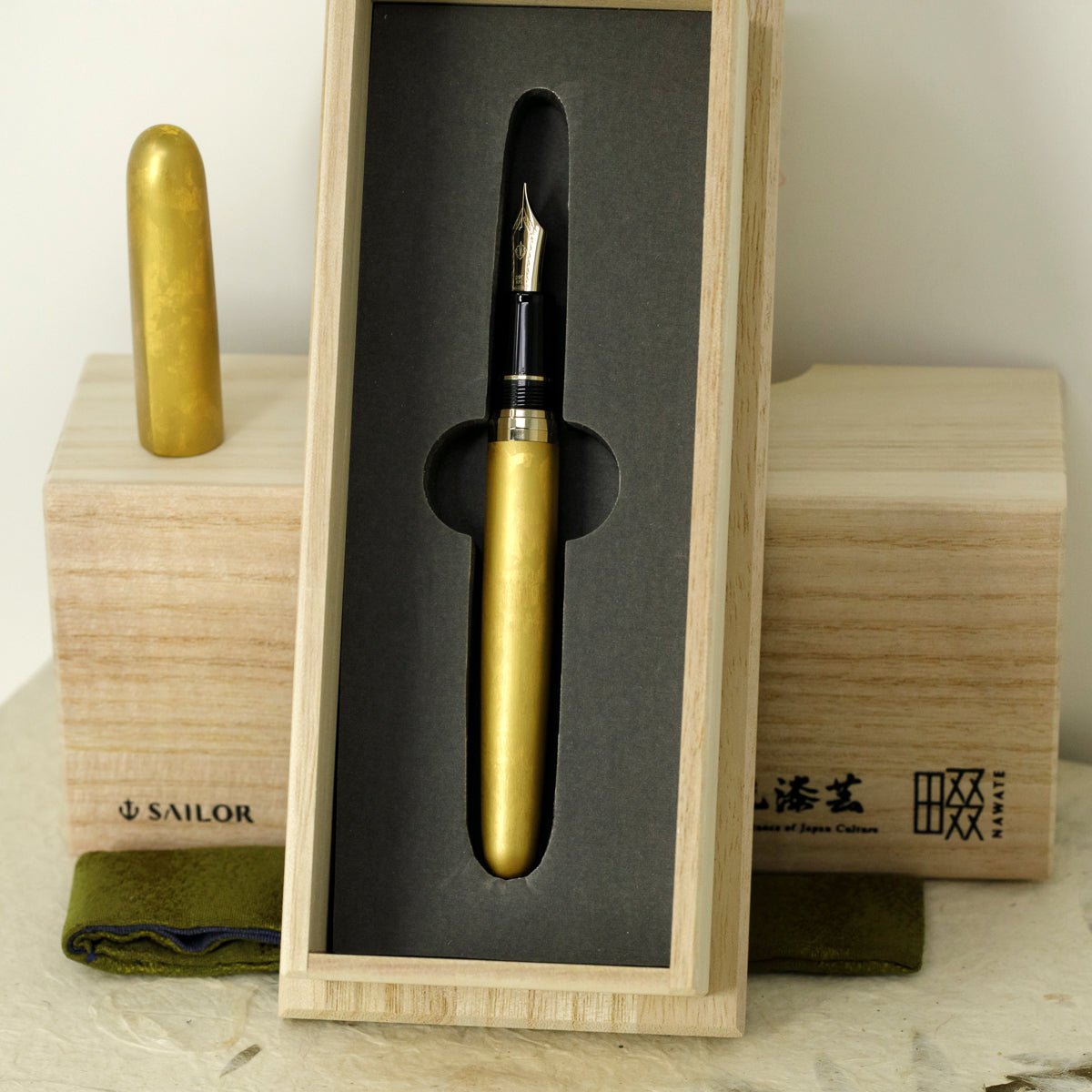 Sailor Bespoke Fountain Pen - Nawate Furubihaku - San - Pen Boutique Ltd