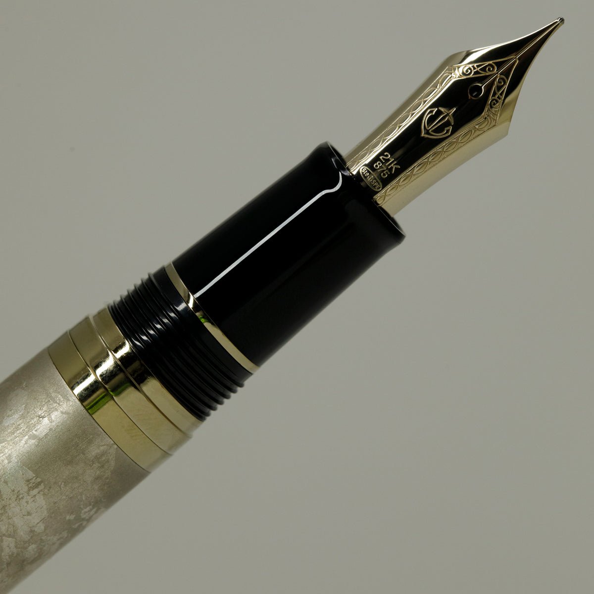 Sailor Bespoke Fountain Pen - Nawate Furubihaku - Sui - Pen Boutique Ltd