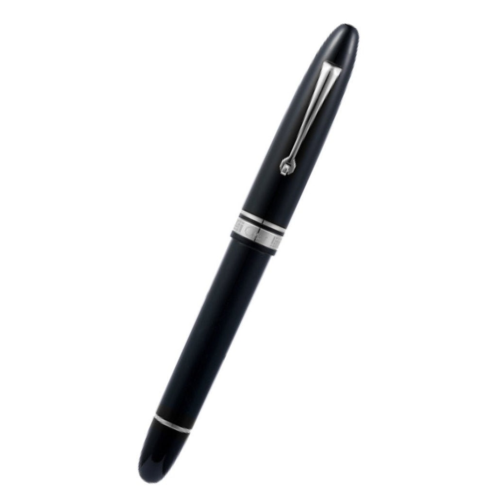 Omas Ogiva Fountain Pen - Nera - Silver Trim - 14K Nib - Pen Boutique Ltd