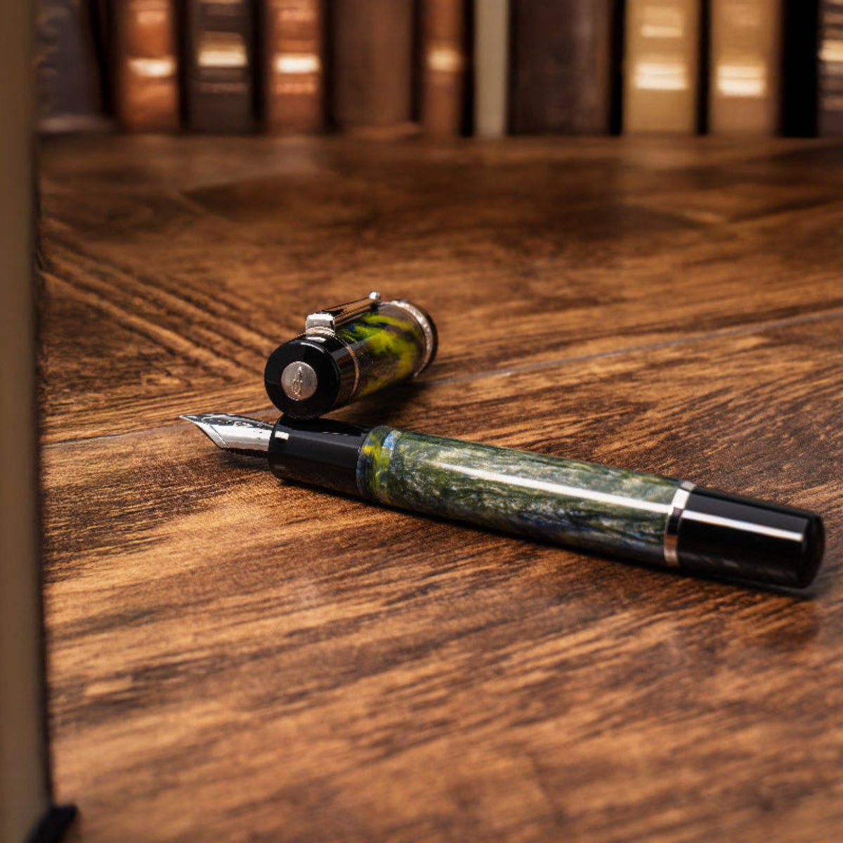 Pen Boutique x Delta Limited Edition Fountain Pen - DV Original - Verde Serpente - Pen Boutique Ltd