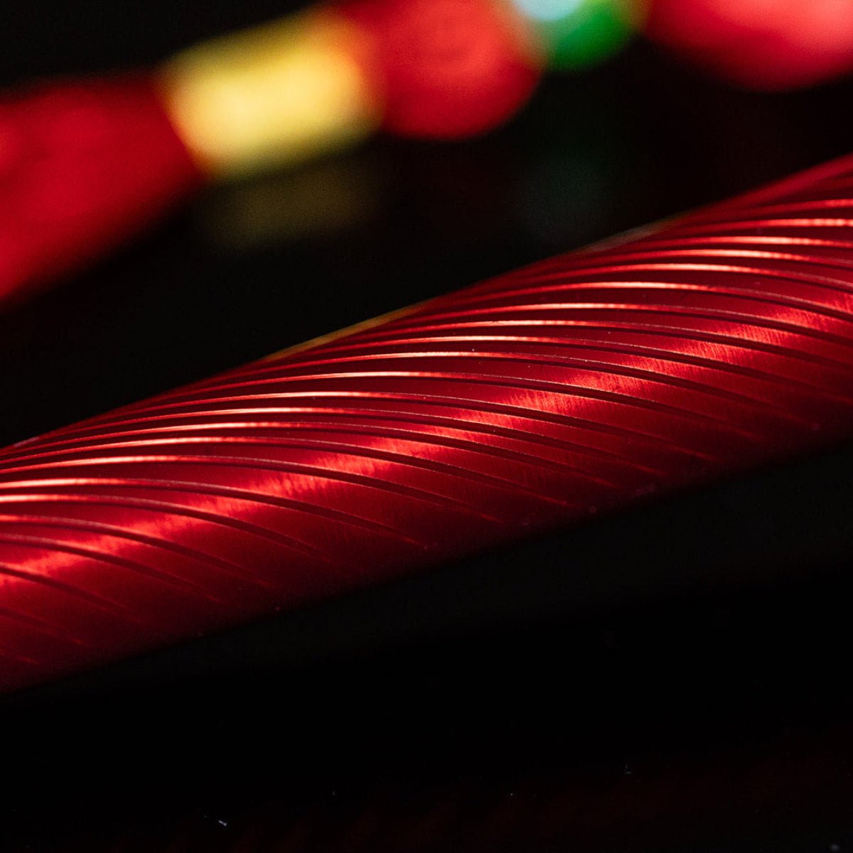 S T Dupont Line D Fountain Pen - Eternity - Mane Guilloche Red - Gold Trim (Large) - Pen Boutique Ltd