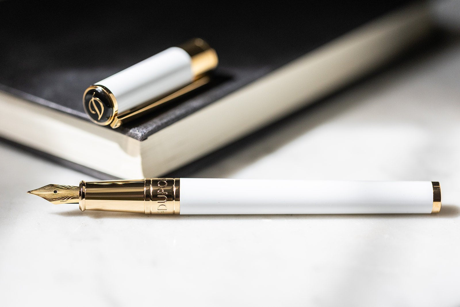 S T Dupont D - Initial Fountain Pen - White - Gold Trim - Pen Boutique Ltd