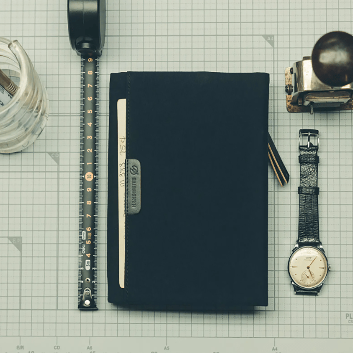 Hobonichi 2027 English Cover - Tragen: Black - A6 - Pen Boutique Ltd
