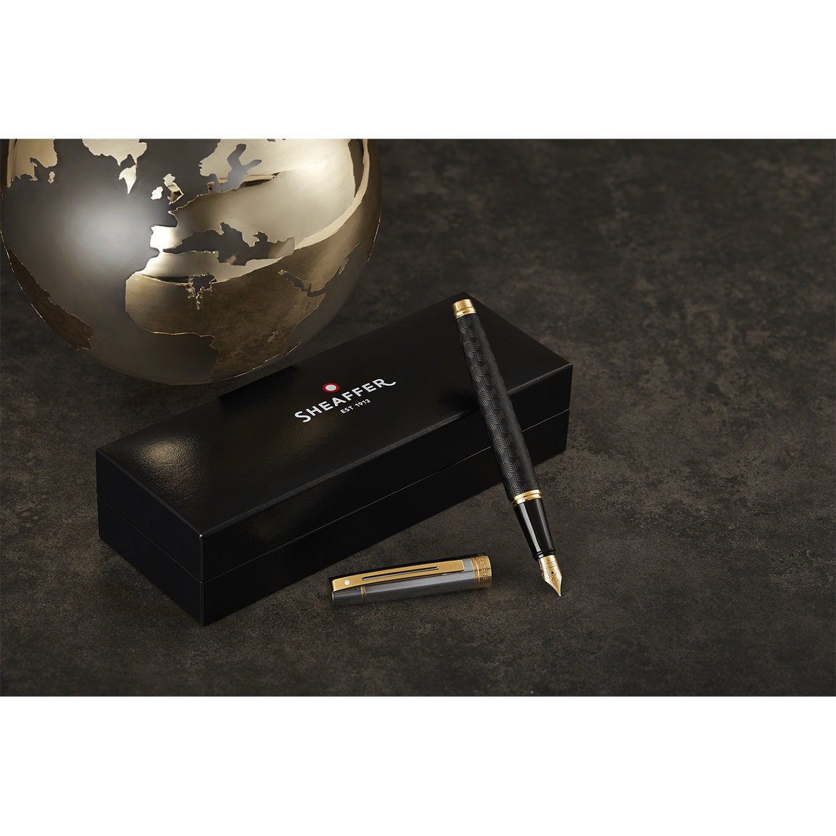 Sheaffer 300 Fountain Pen - Engraved Matt Black - Pen Boutique Ltd