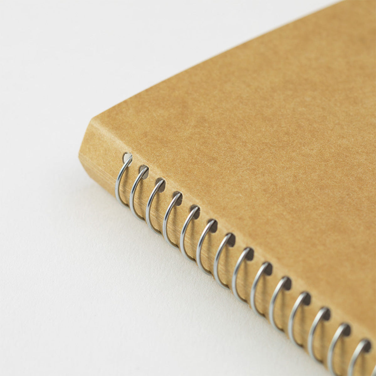 Traveler's Spiral Ring Notebook - B6 - Blank MD Paper White-Pen Boutique Ltd