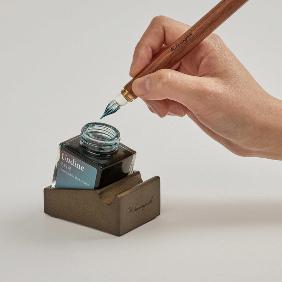 Wearingeul Ink & Pen Rest - Pen Boutique Ltd