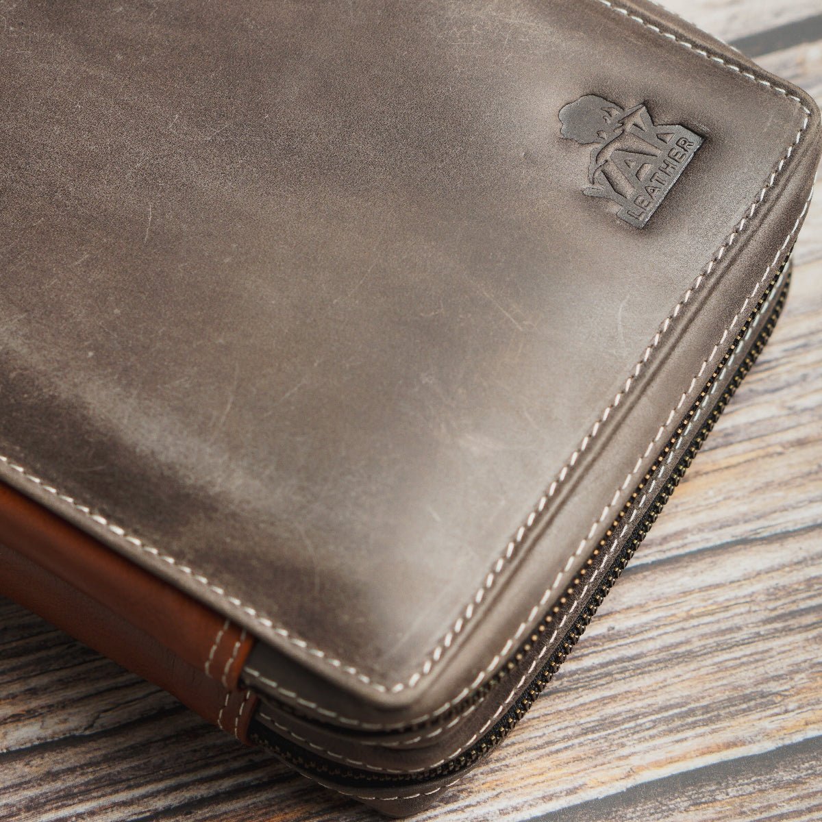 Yak Leather 26 Double Sided Zipped Pen Holder - Nimbus/Tan - Pen Boutique Ltd