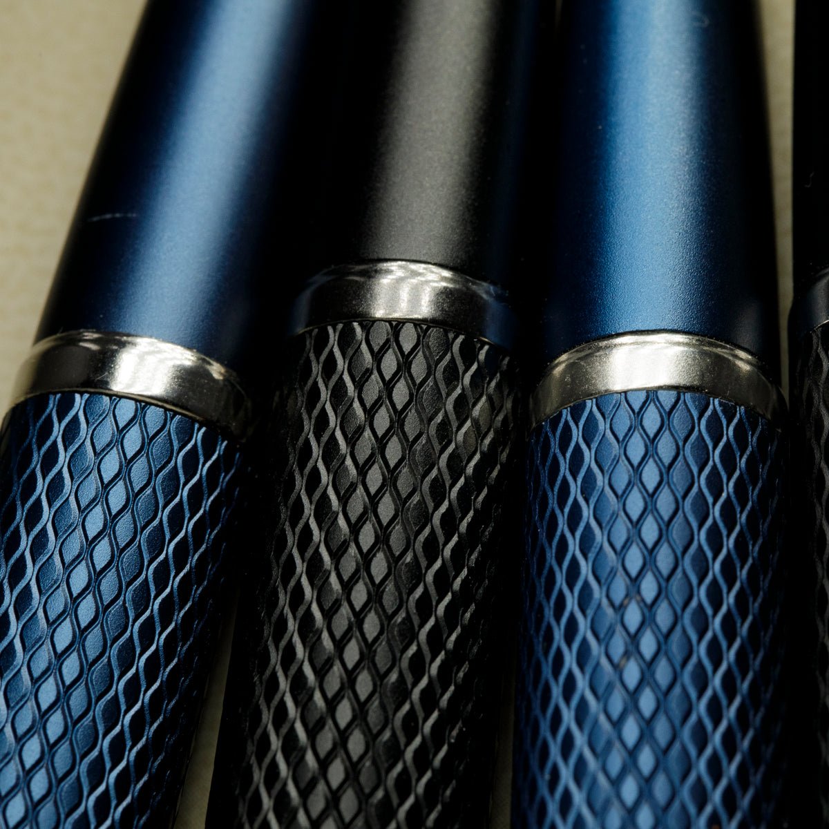 Diplomat Viper Fountain Pen - Black - Pen Boutique Ltd