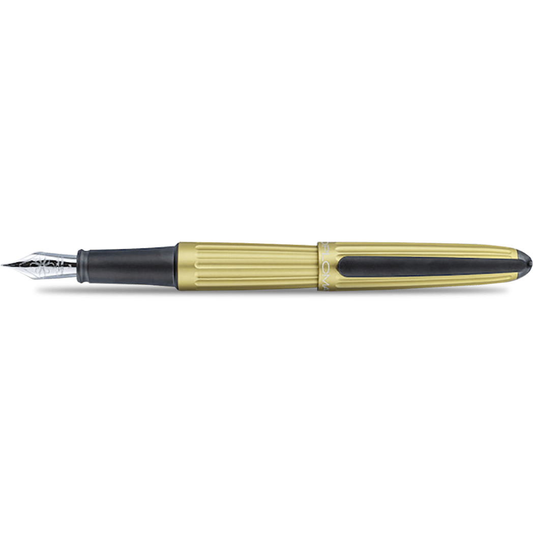 Diplomat Aero Fountain Pen - Champagne - Steel Nib - Pen Boutique Ltd