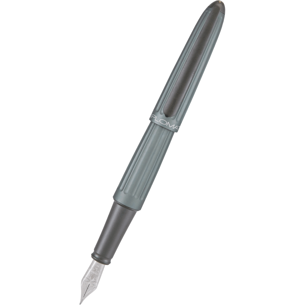 Diplomat Aero Fountain Pen - Grey - Pen Boutique Ltd
