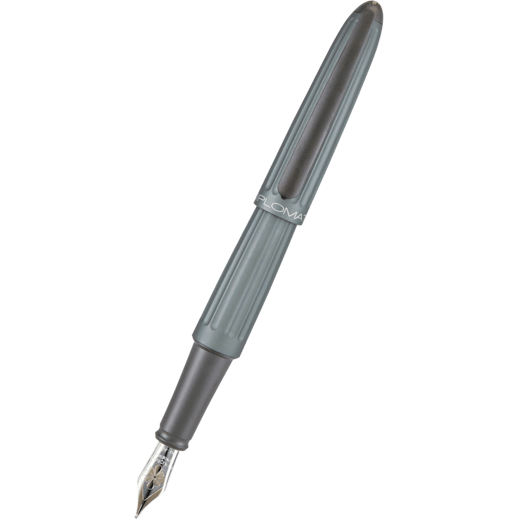 Diplomat Aero Fountain Pen - Grey - Pen Boutique Ltd