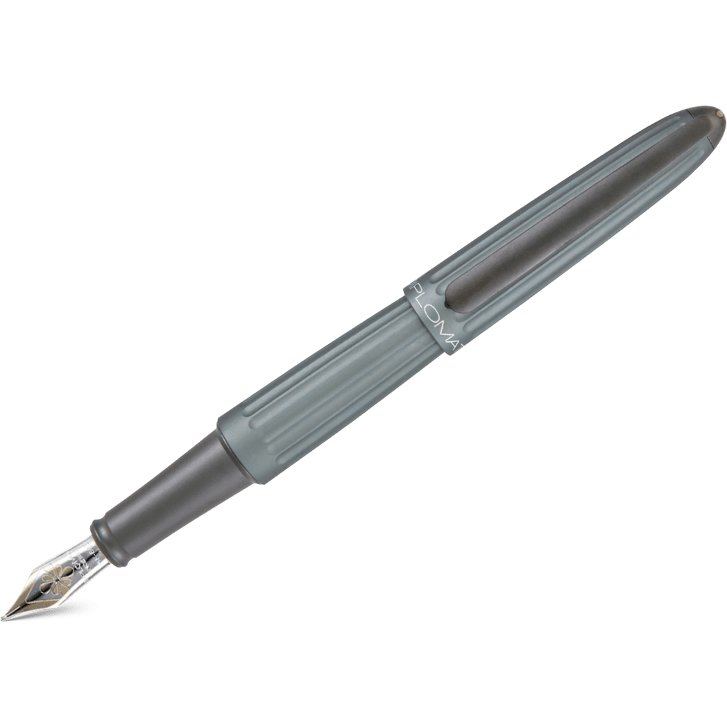 Diplomat Aero Fountain Pen - Grey - Pen Boutique Ltd