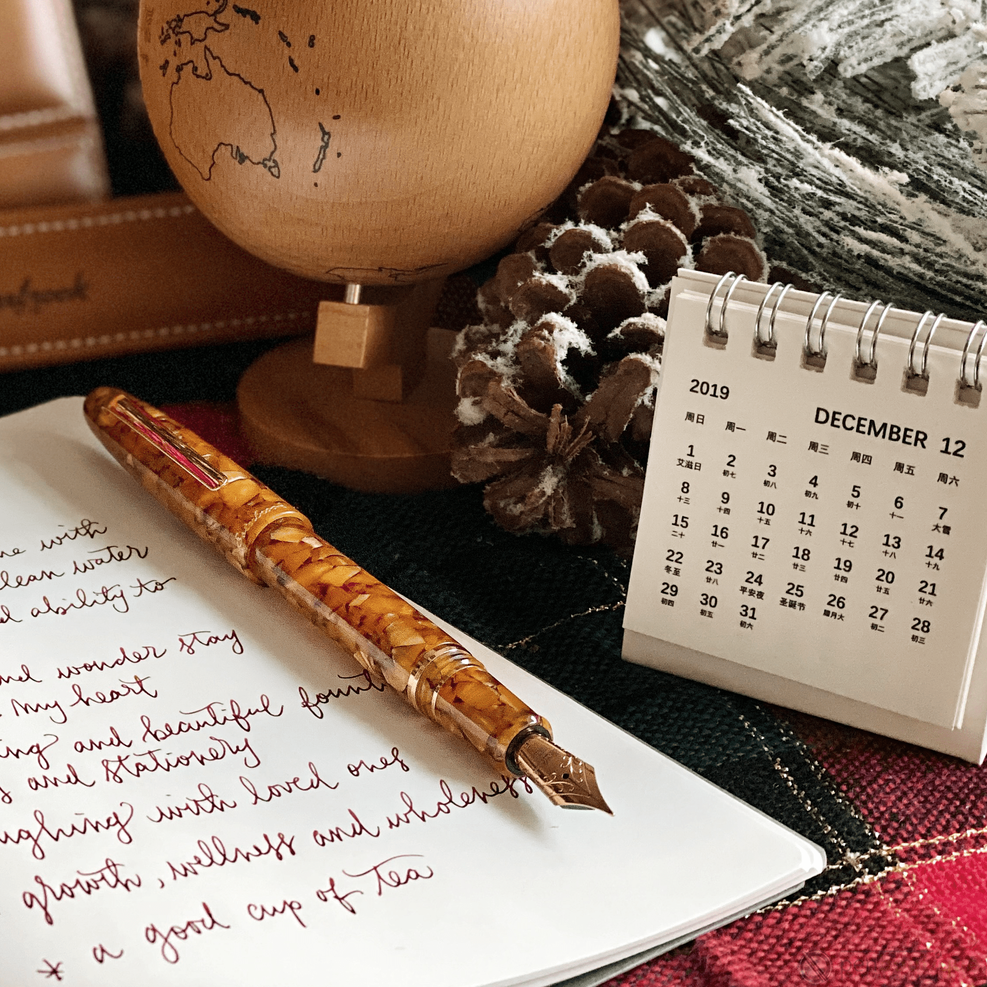 Esterbrook Estie Fountain Pen - Honeycomb - Gold Trim - Pen Boutique Ltd