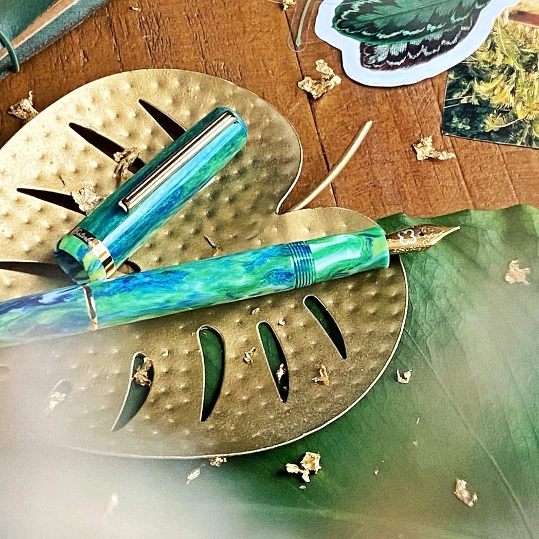 Esterbrook JR Pocket Fountain Pen - Beleza - Gold Trim - Pen Boutique Ltd