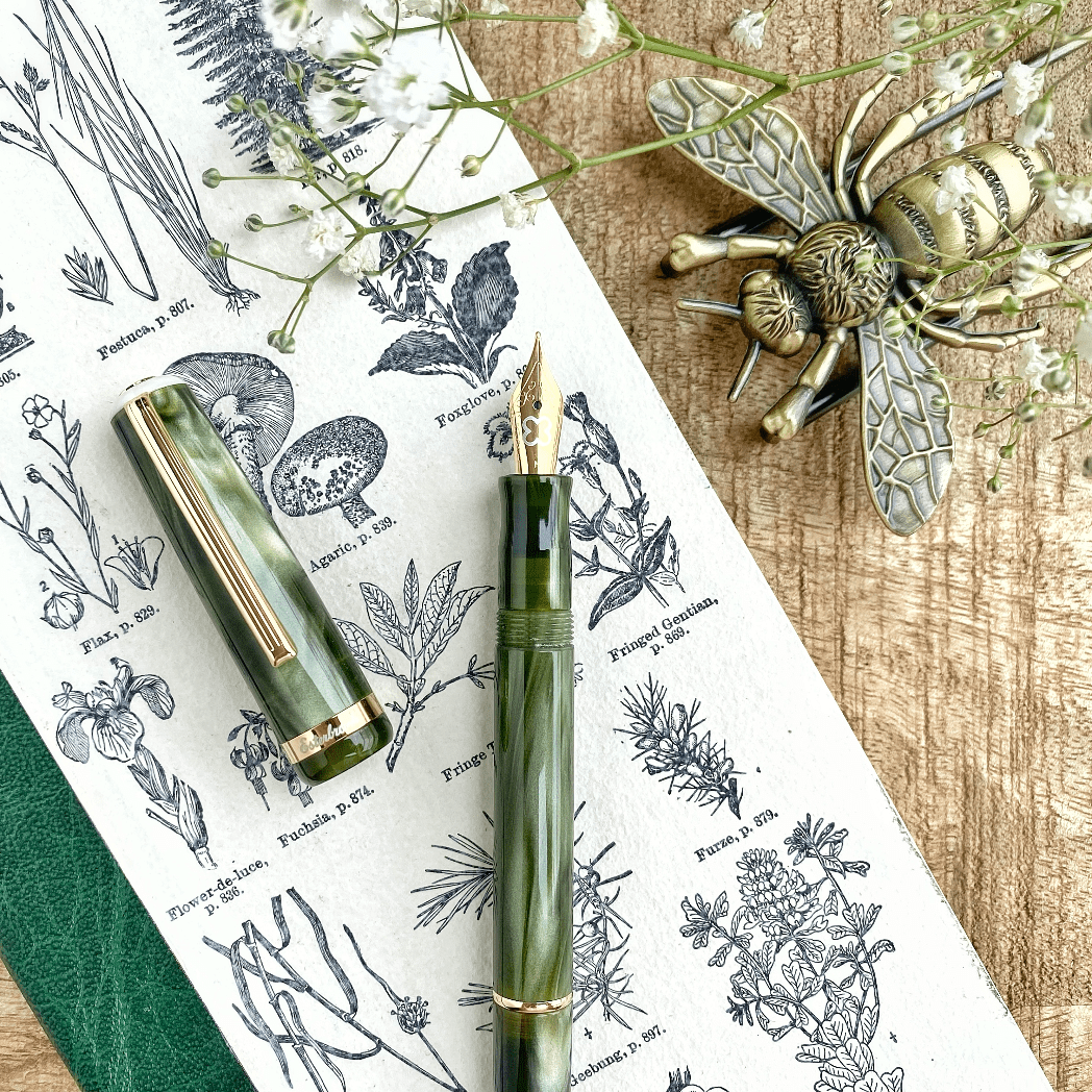 Esterbrook JR Pocket Fountain Pen - Palm Green - Gold Trim - Pen Boutique Ltd
