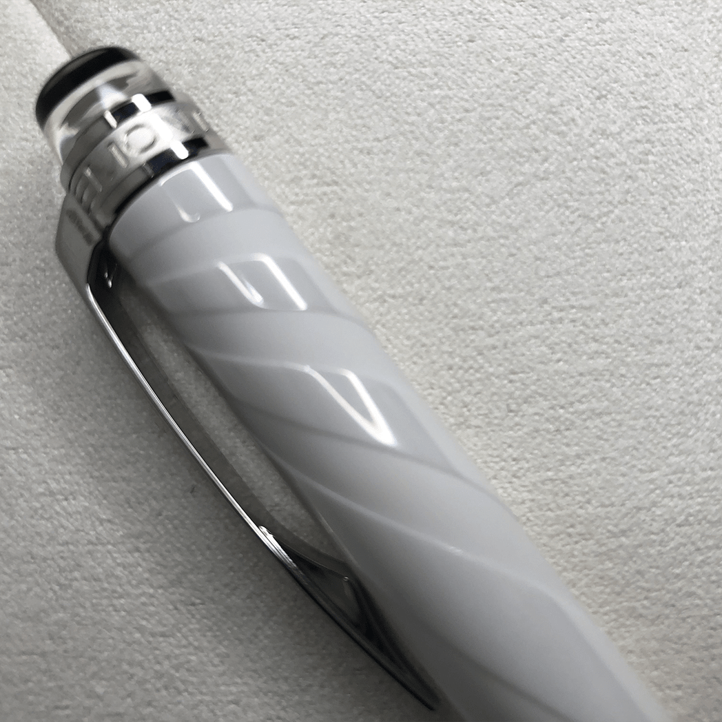 Montblanc StarWalker Ceramics Doue White Ballpoint - Dynamic Ceramic Doue White - Pen Boutique Ltd