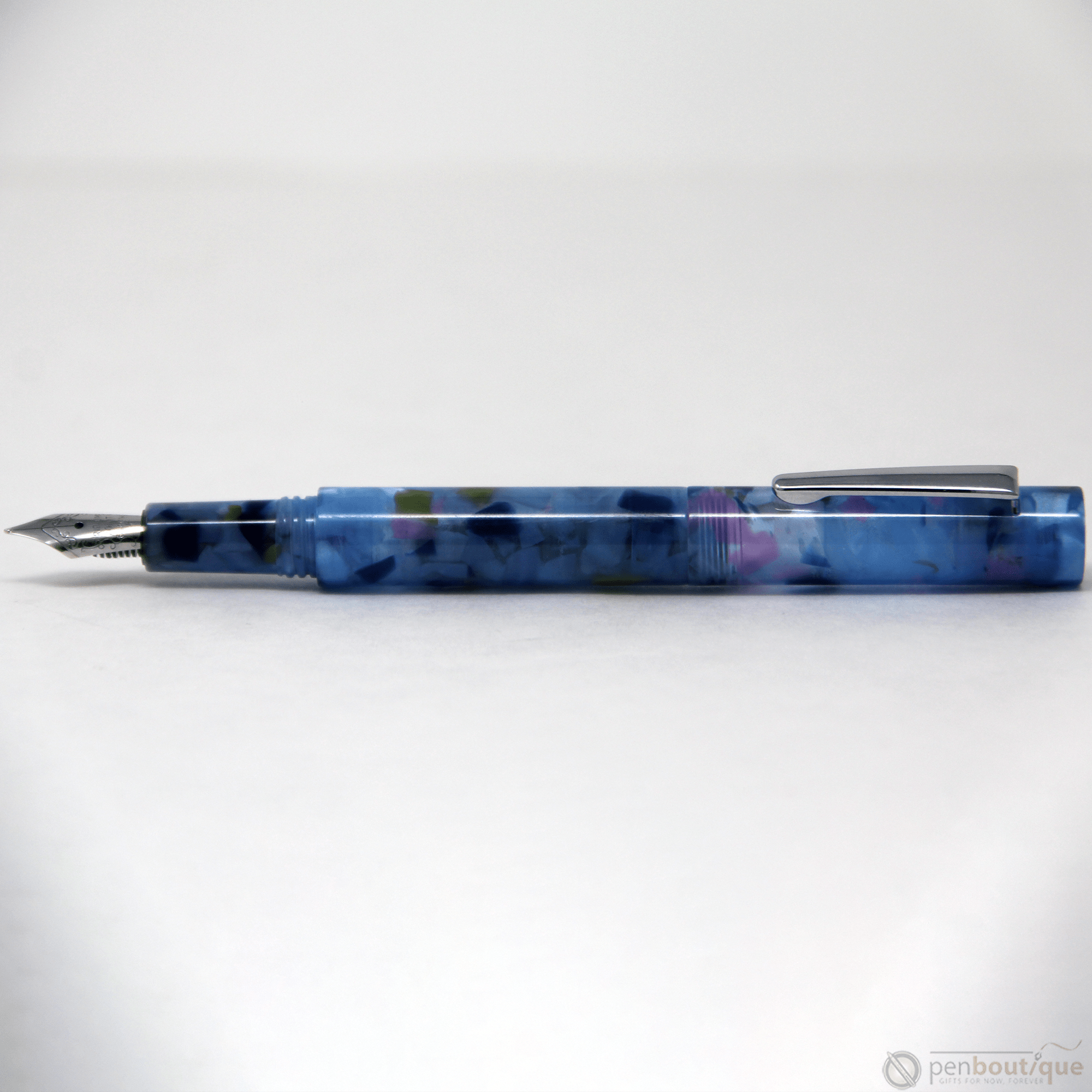 Monteverde MVP Fountain Pen - Blue Squares - Pen Boutique Ltd