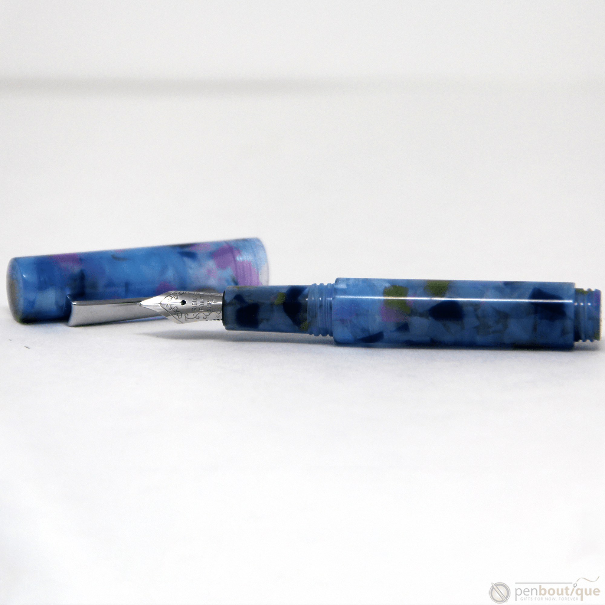 Monteverde MVP Fountain Pen - Blue Squares - Pen Boutique Ltd