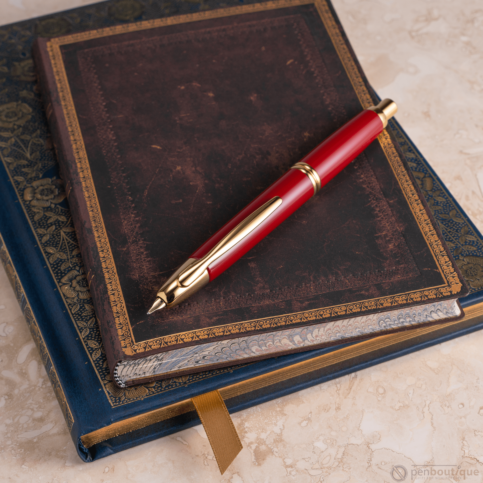 Pilot Vanishing Point Fountain Pen - Red - Gold Trim - Pen Boutique Ltd