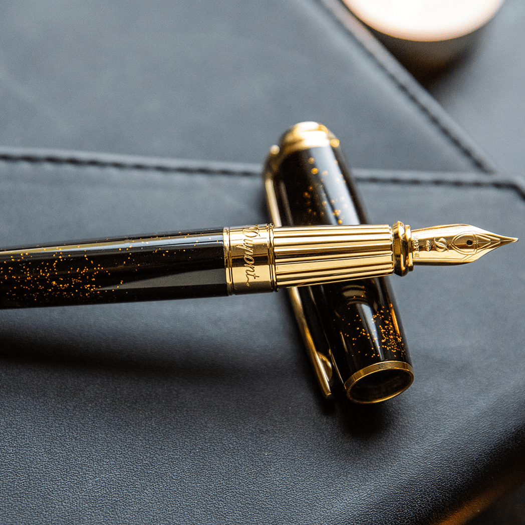 S T Dupont Line D Fountain Pen - Gold Dust - Large (US Exclusive Edition) - Pen Boutique Ltd