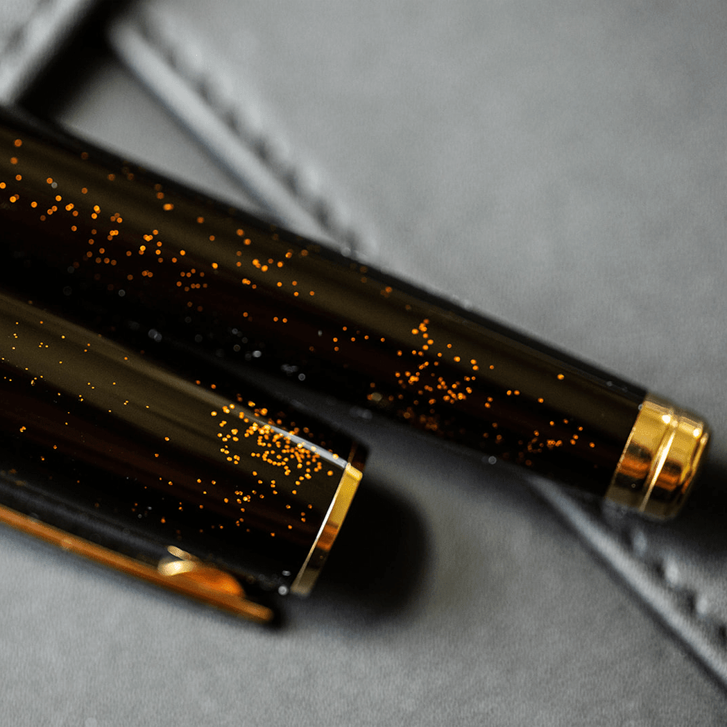 S T Dupont Line D Fountain Pen - Gold Dust - Large (US Exclusive Edition) - Pen Boutique Ltd