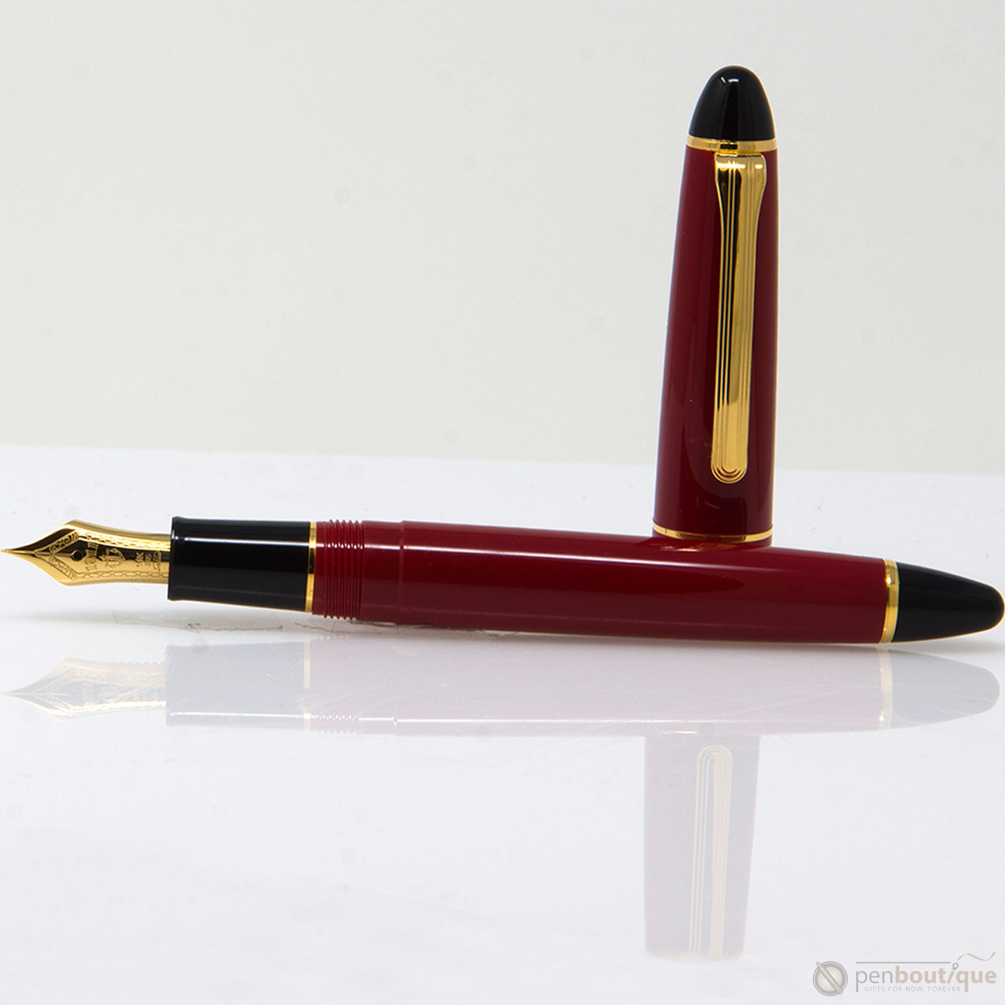 Sailor 1911S Fountain Pen - Red - Gold Trim - Pen Boutique Ltd