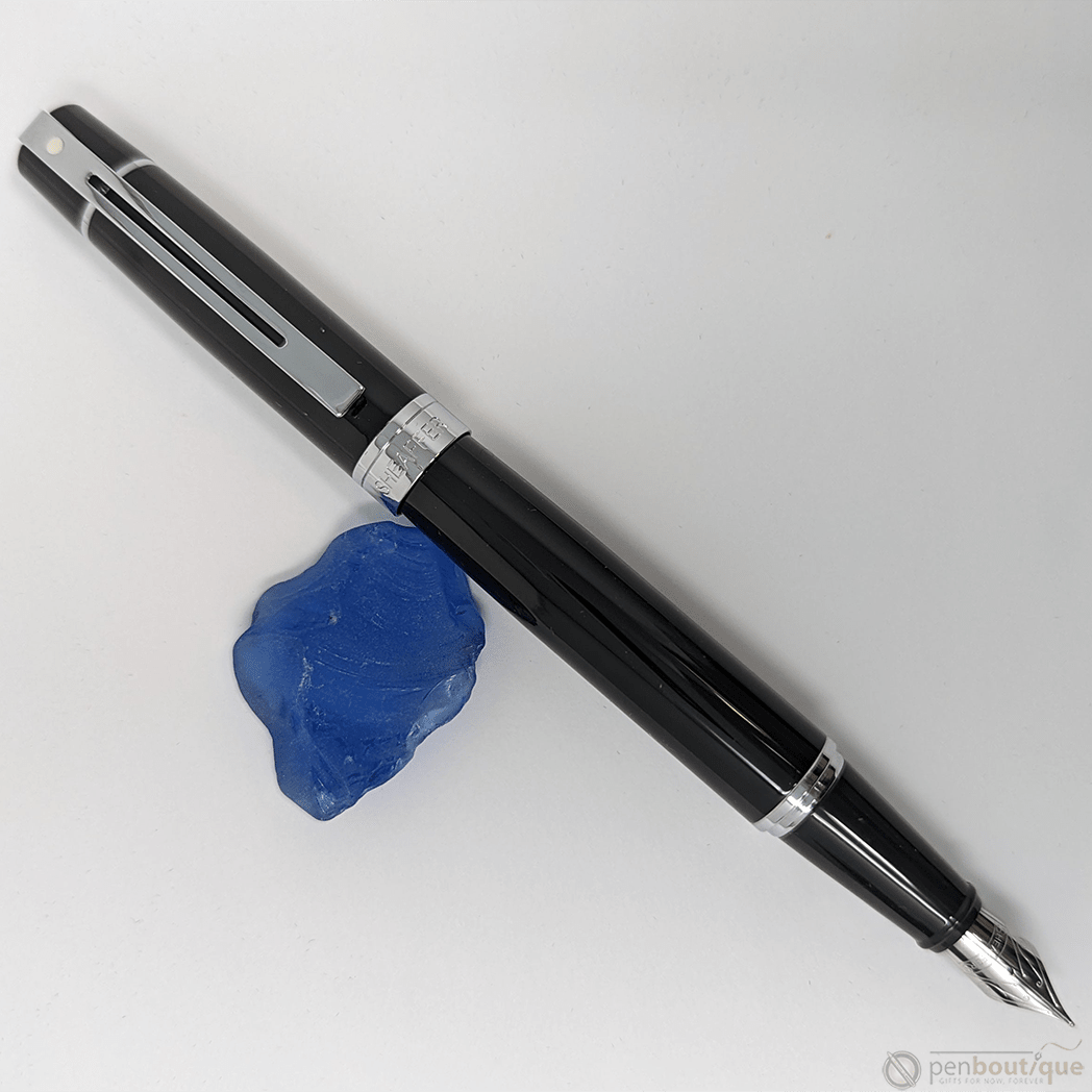 Sheaffer 300 Fountain Pen - Glossy Black Lacquer Medium - Pen Boutique Ltd