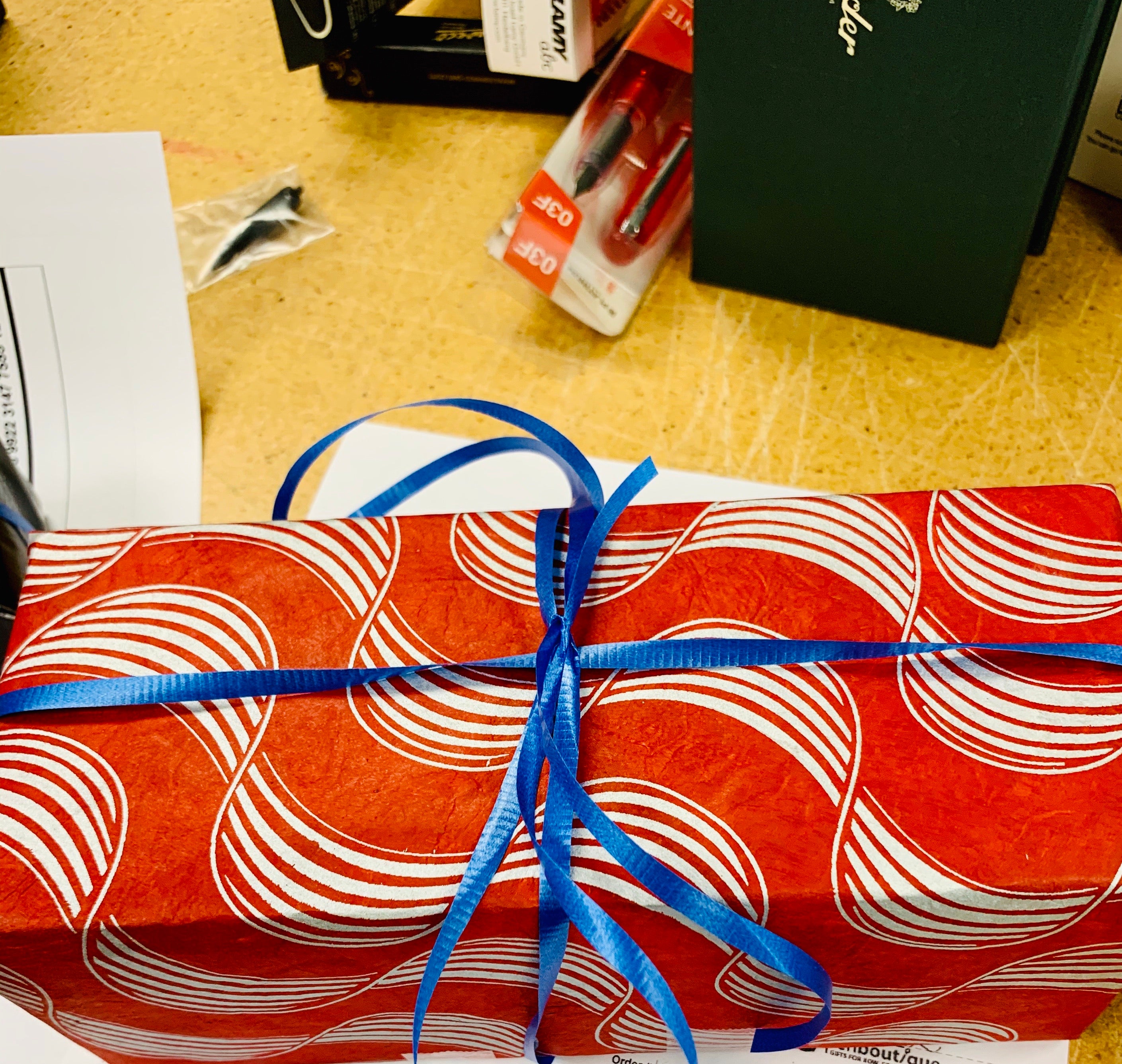 Gift Wrap - Pen Boutique Ltd
