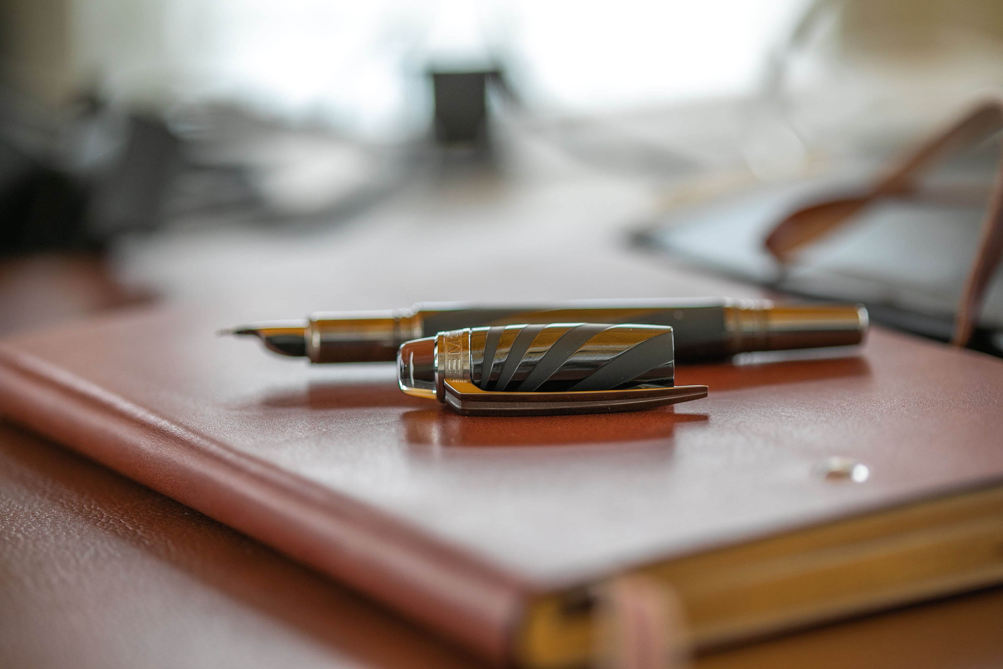 Montblanc StarWalker Fountain Pen - Dynamic Ceramic Black - Pen Boutique Ltd